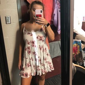 Brandy Melville flowy flower dress